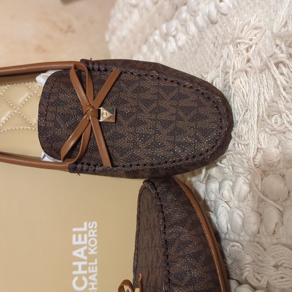 Michael Kors NIB Moccasin 8.5 Brown - Picture 2 of 8